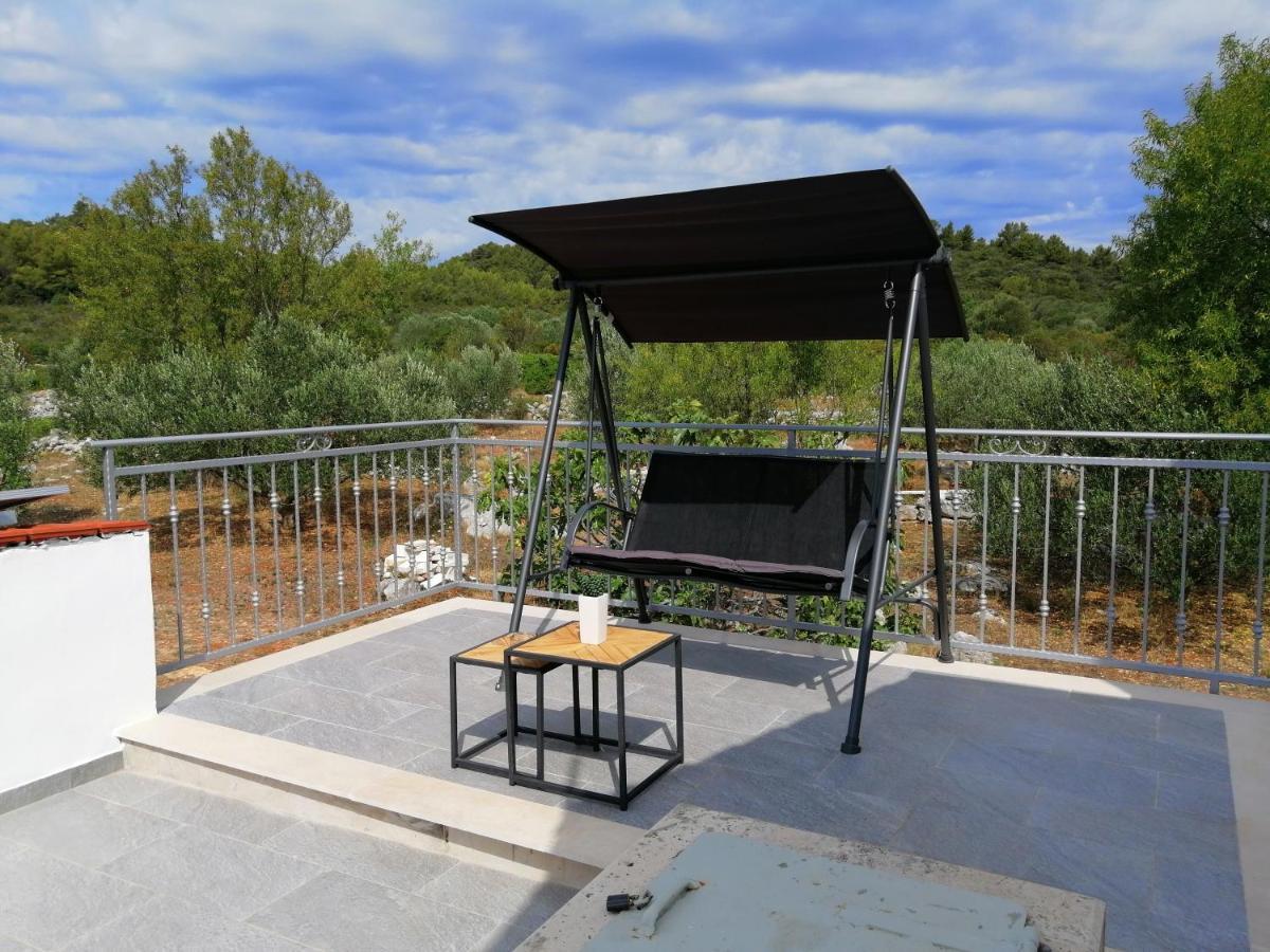 Villa Olive Grove House Lumbarda Extérieur photo